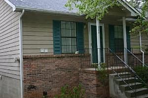 1st image of 604 Shadywood Ln