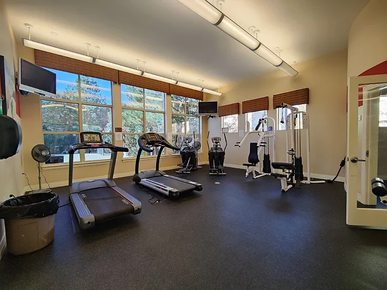9019 E Panorama Cir #D-404 — Photo 21