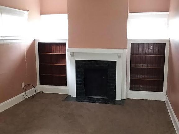 4th image of 11611 Thornwood Ave