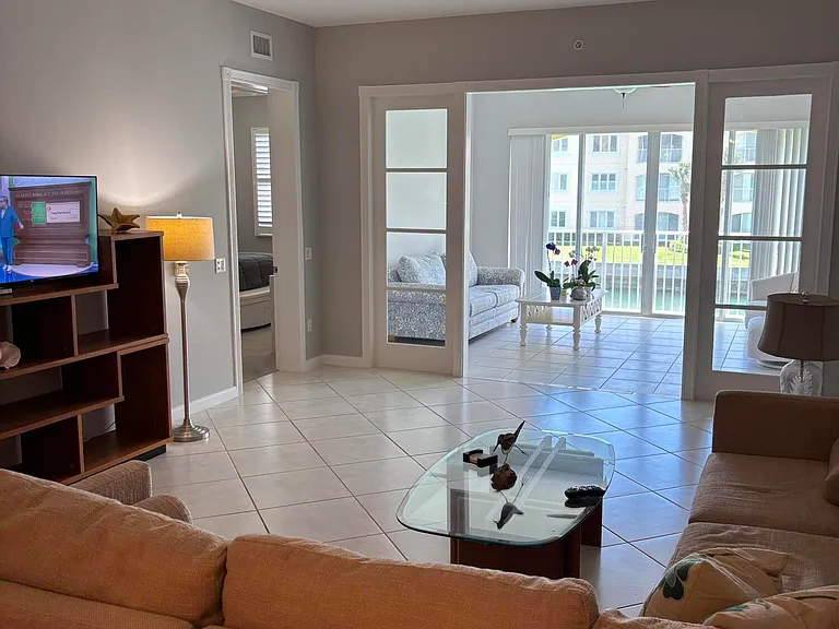 6 Harbour Isle Dr E #205 — Photo 13