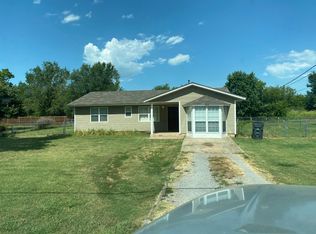 323 NW 5th St, Lexington, OK 73051