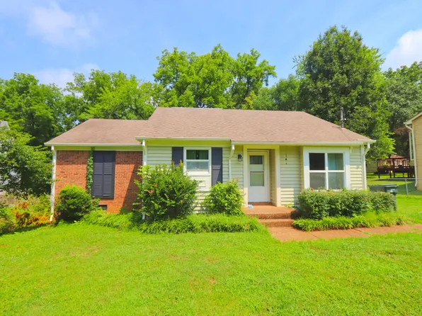 1045 Rolling Meadow Dr, Mount Juliet, TN 37122