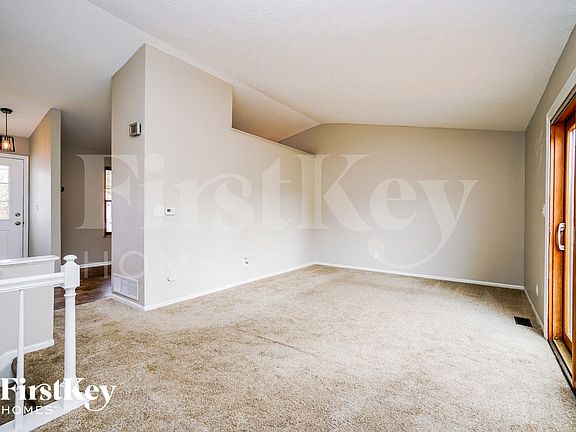 2nd image of 1721 Laredo Ct