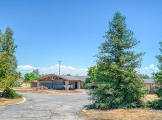 5400 Amber Ave, Clovis, CA 93619