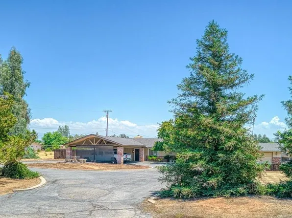 5400 Amber Ave, Clovis, CA 93619