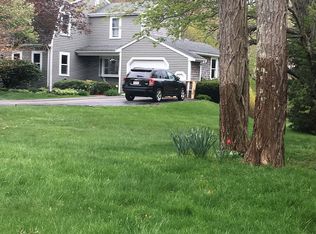 5 Bay Colony Dr, Plymouth, MA 02360