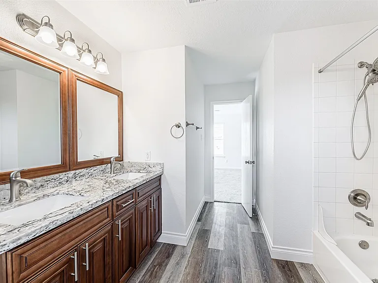 2723 Piney Lake Ct — Photo 9