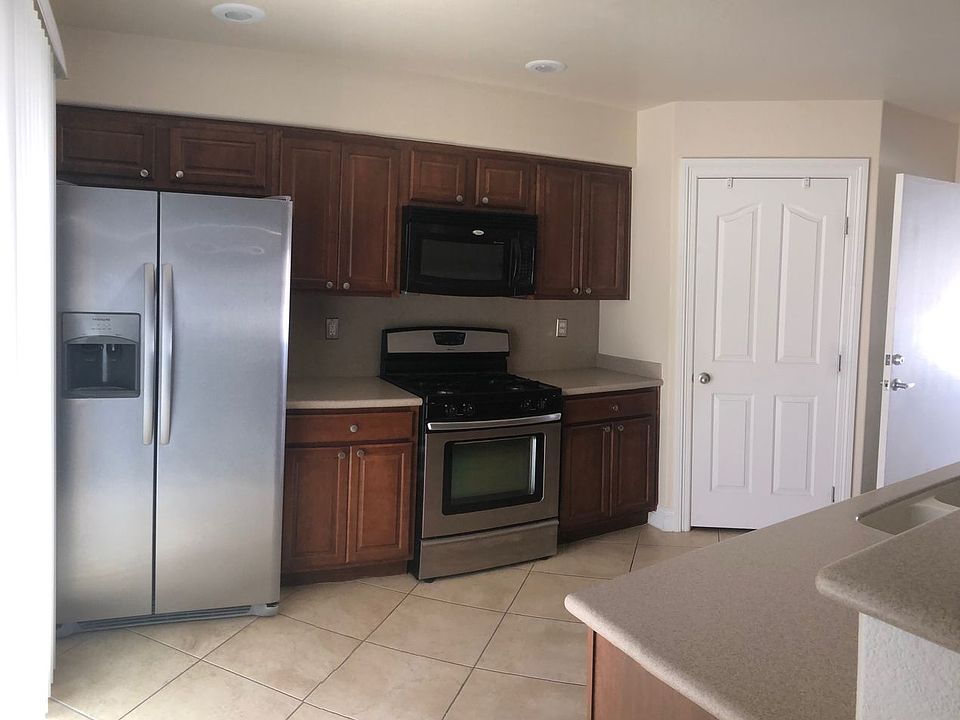1st image of 5428 Blue Oat Ave