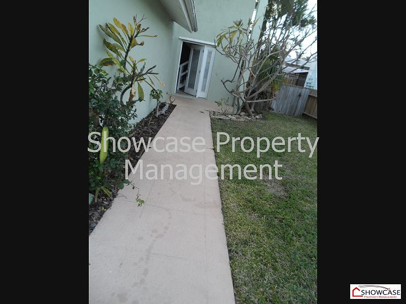 1st image of 7803 Rosalind Ave