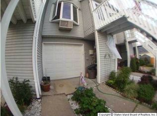 725B Buel Ave, Staten Island, NY