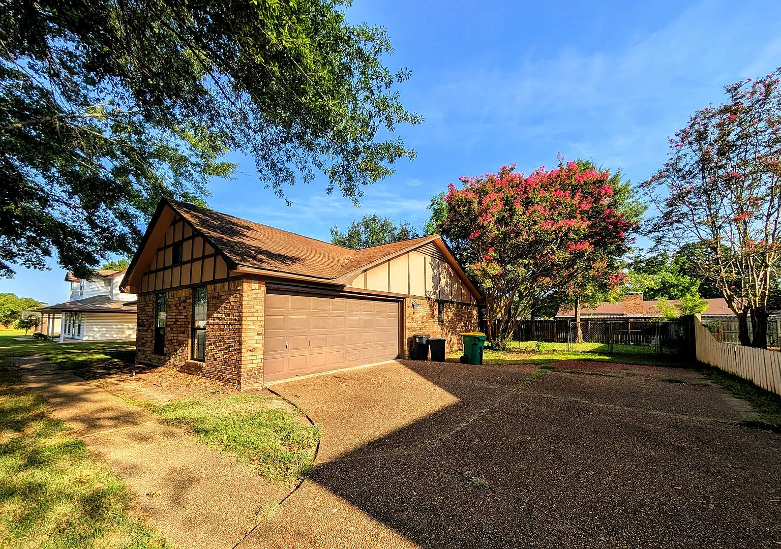 Remodeled Home in Pleasant Grove! — Photo 2