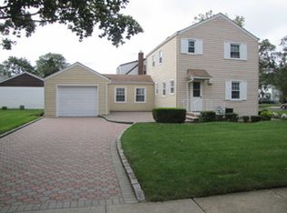 2507 Westlake Ave, Oceanside, NY 11572