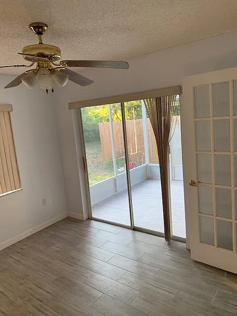 3 bed, 1258 sqft, $1,800 — Photo 3
