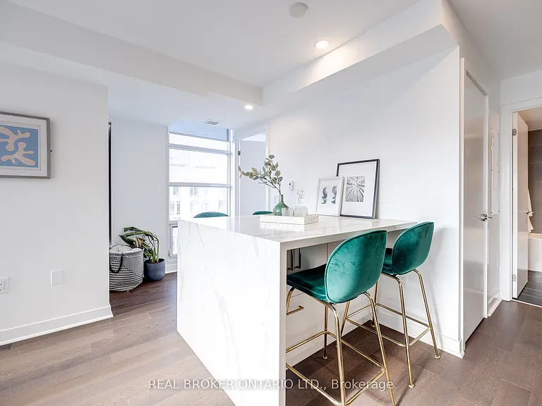 501 Adelaide St W #1308 — Photo 9