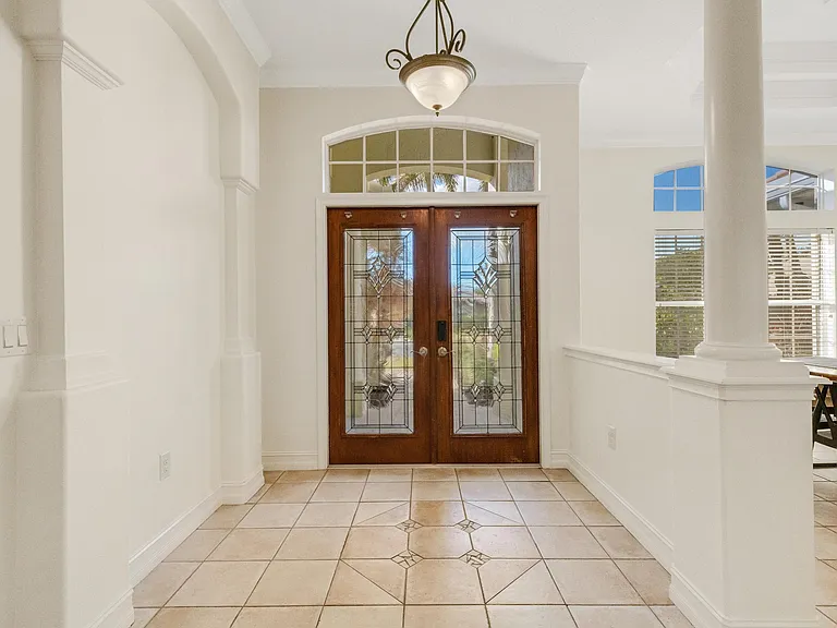 4801 Edgemont Ct — Photo 3