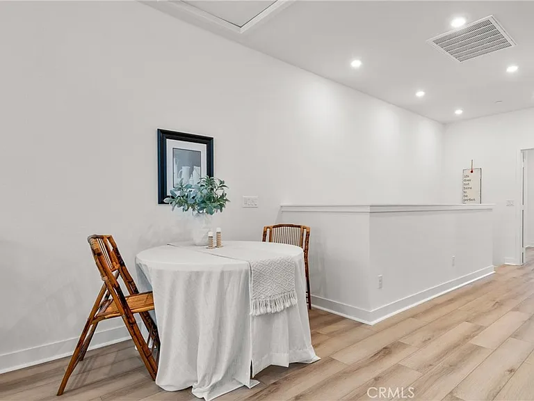 1036 Hazel Dr — Photo 19
