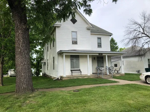 126 W Chicago Ave, Marceline, MO 64658