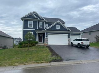 126 Maple Ter, Waconia, MN 55387