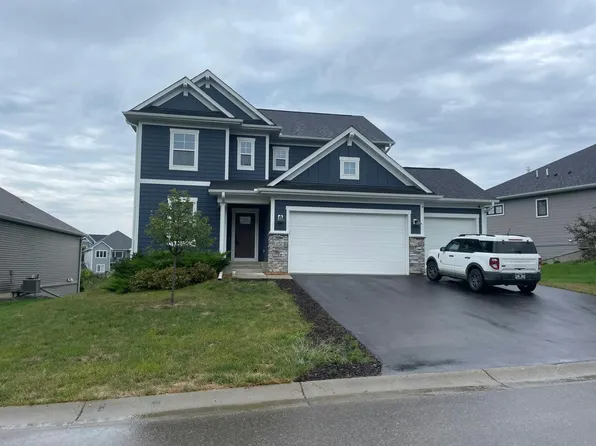 126 Maple Ter, Waconia, MN 55387
