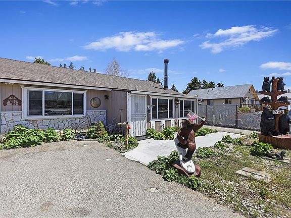 3rd image of 1037 W Mountain View Blvd