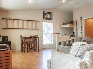 1454 NW Newport Ave APT 1, Bend, OR 97703
