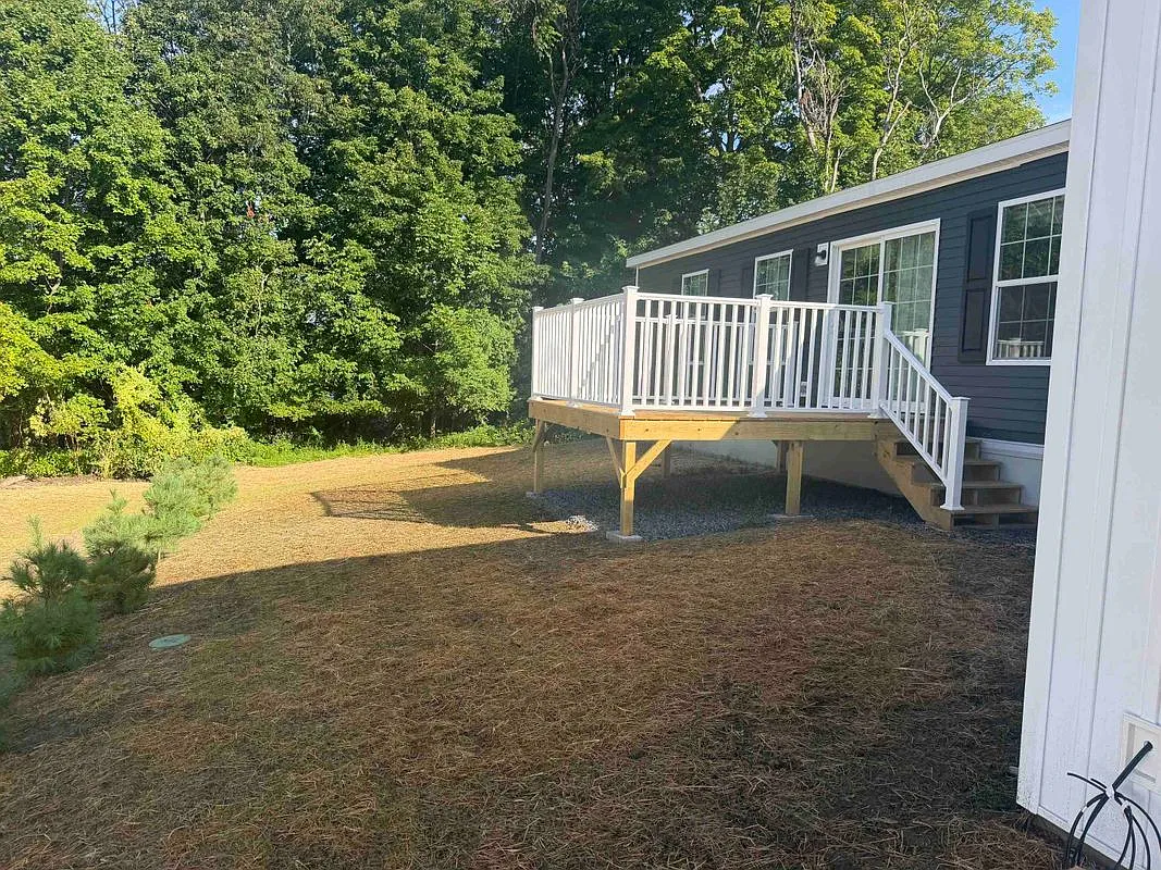 2 bed, 2.0 bath, 1000 sqft, $2,400 — Photo 2