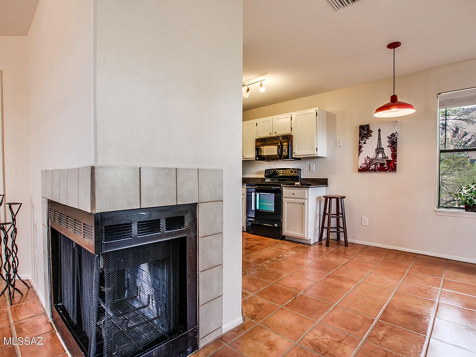 1st image of 6655 N Canyon Crest Dr