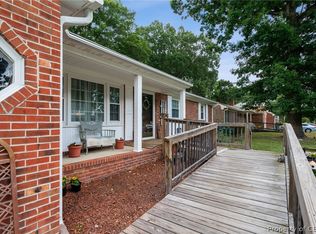908 Arnett Dr, Newport News, VA 23608