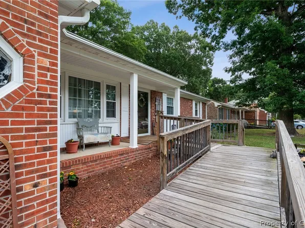 908 Arnett Dr, Newport News, VA 23608