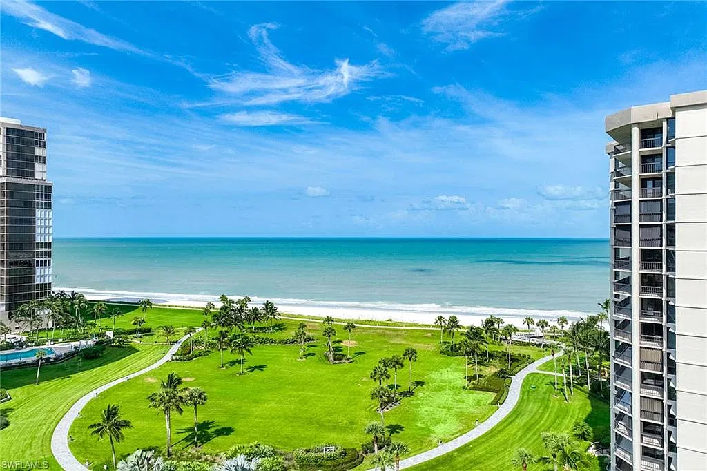 2 bed, 2.0 bath, 1577 sqft, $5,500 — Photo 3