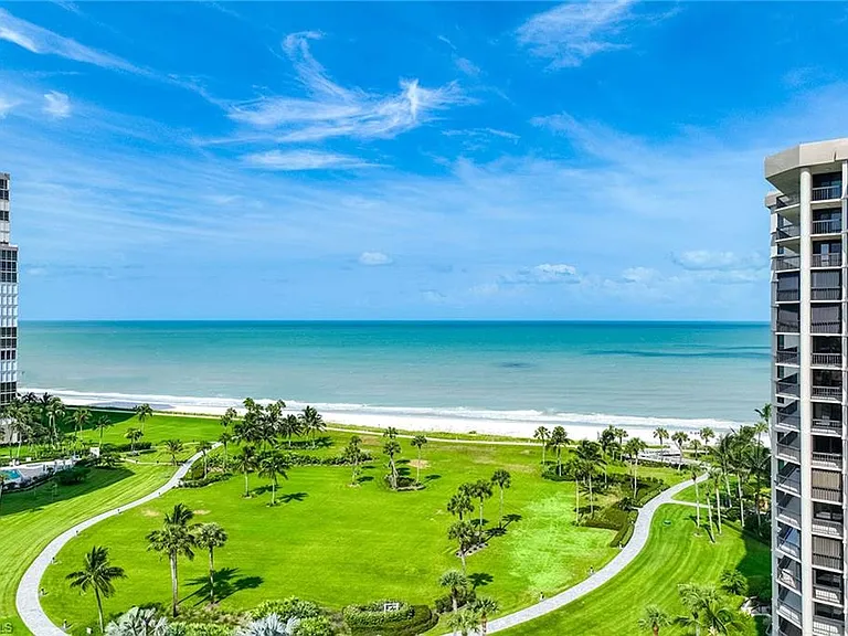 4551 Gulf Shore Blvd N #200 — Photo 3