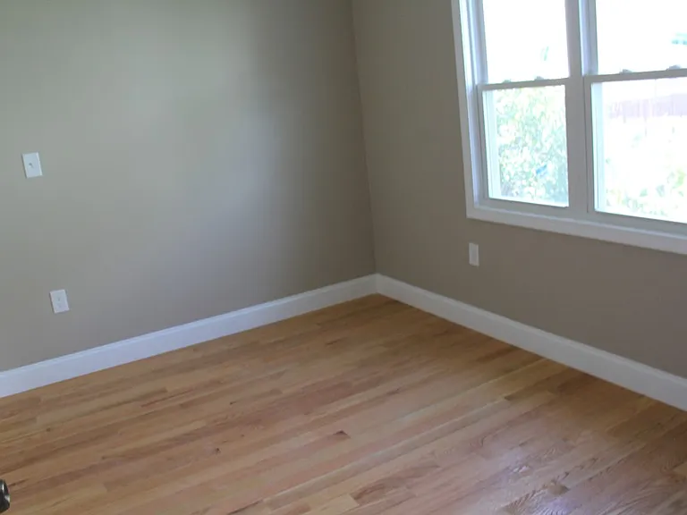 124 Emerald St #1 — Photo 3