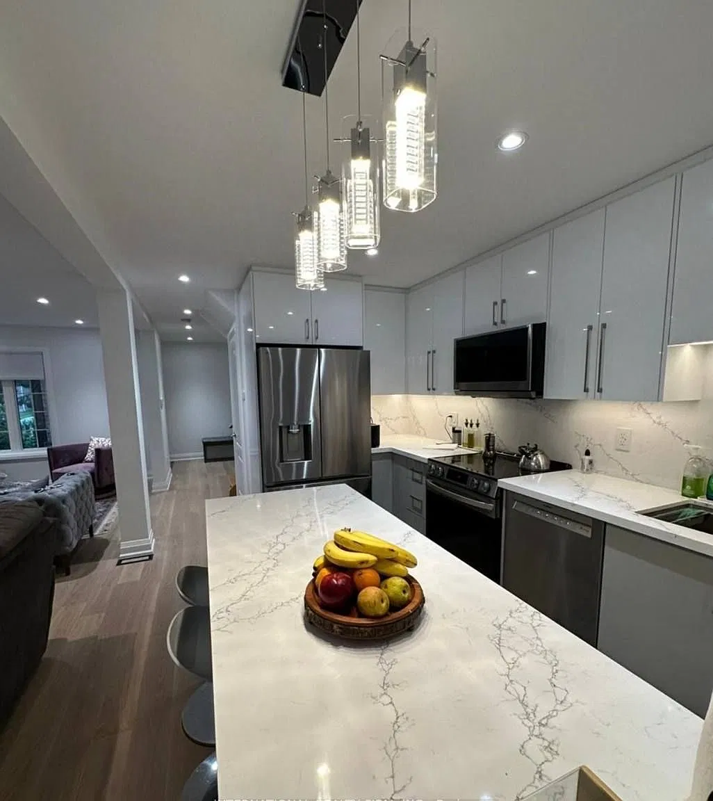 3 bed, $3,500 — Photo 4