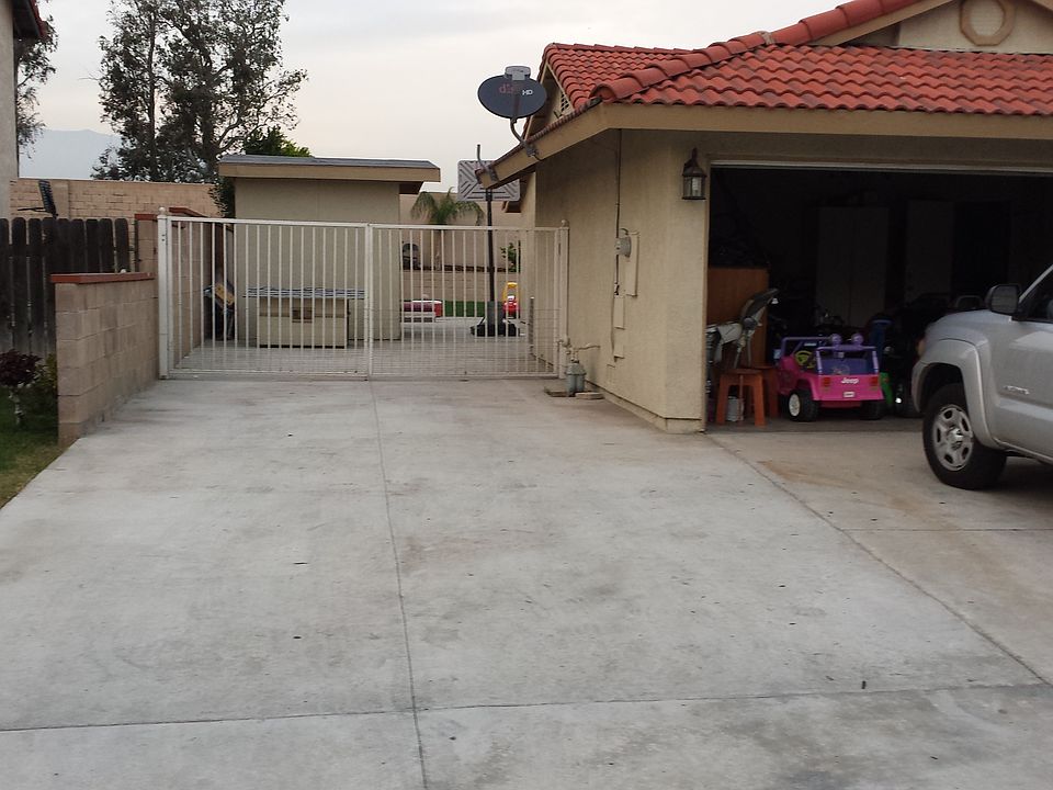 1st image of 15750 Citron Ave