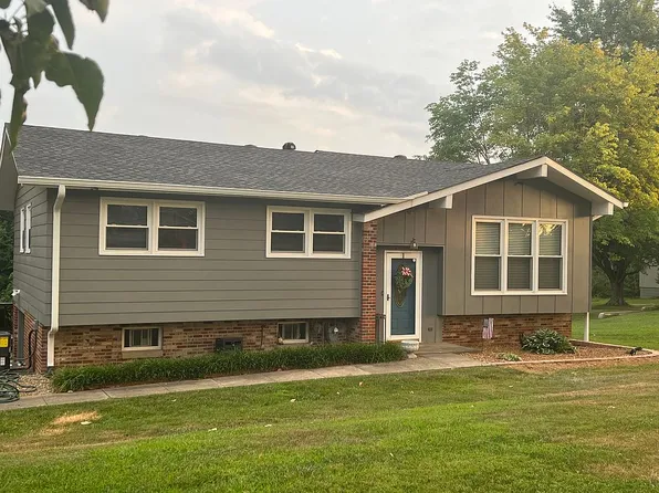 412 Fox Dr, Greenville, KY 42345