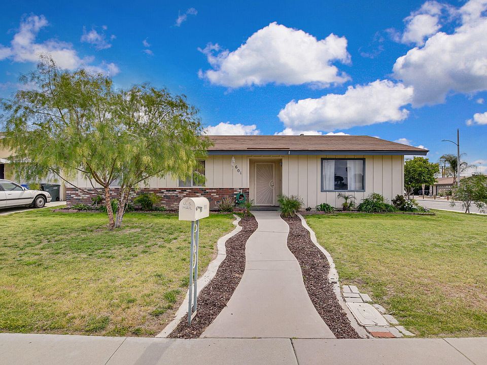 1st image of 601 Vista De Loma