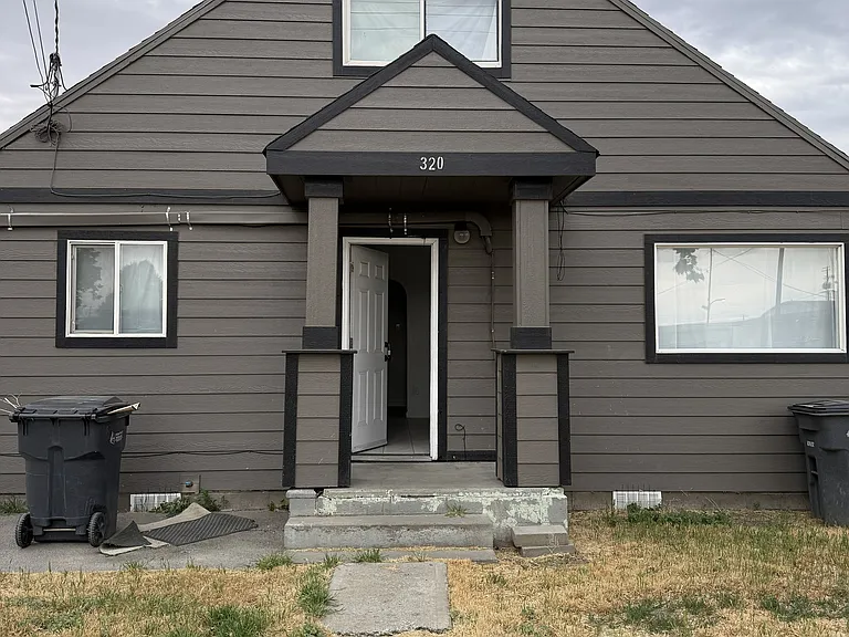 320 N 9th St — Photo 1