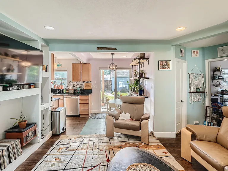 5025 Elm Ct — Photo 16