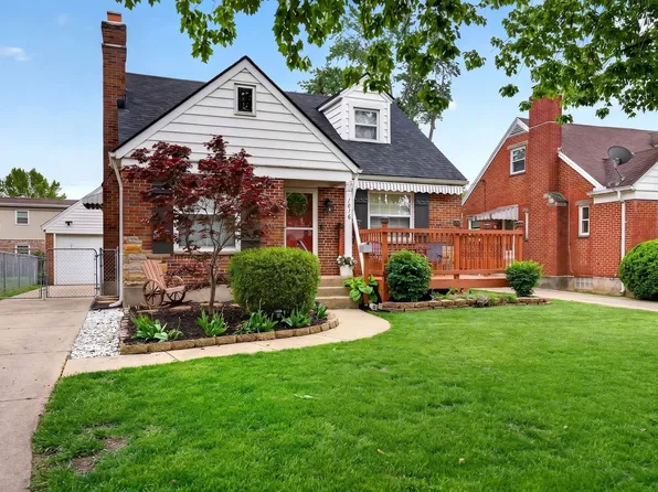 1016 Warwick Pl, Dayton, OH 45419