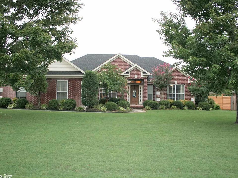1st image of 2400 Brittany Ln