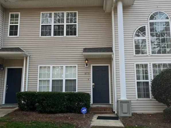 1253 E Woodlawn Rd, Charlotte, NC 28209