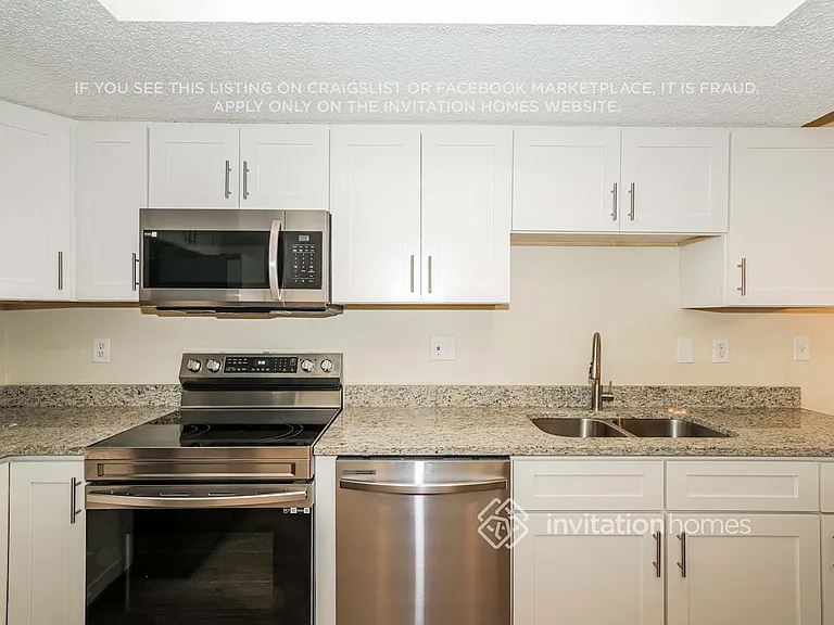 1309 Castleworks Ln — Photo 7