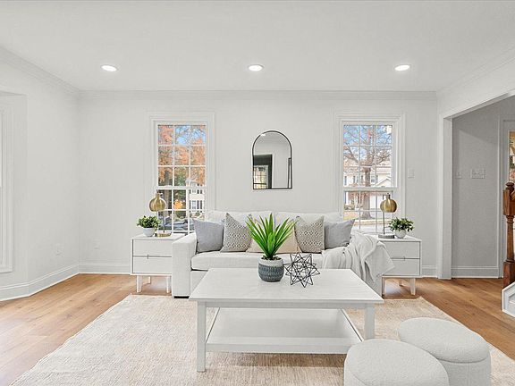 2nd image of 4926 Ilchester Point Ct