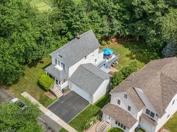 39 Union Pl, Bloomfield Twp., NJ 07003