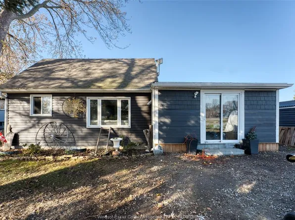 625 Sydenham St, Essex, ON N0R 1G0