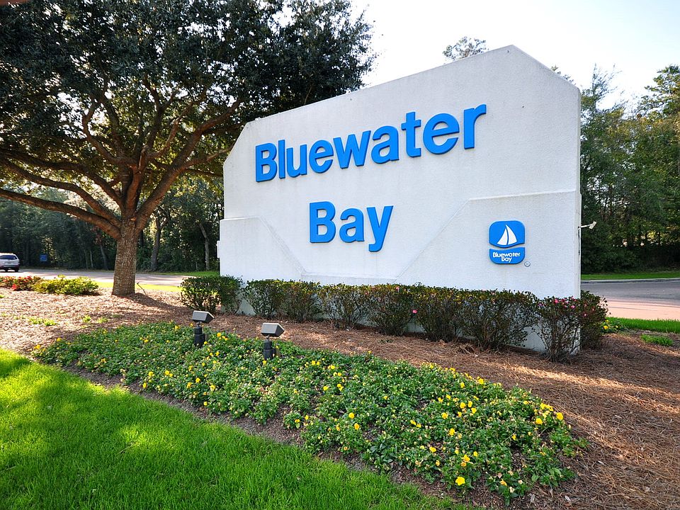 Bluewater Entrance