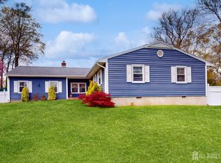 9 Gulfstream Blvd, Matawan, NJ 07747