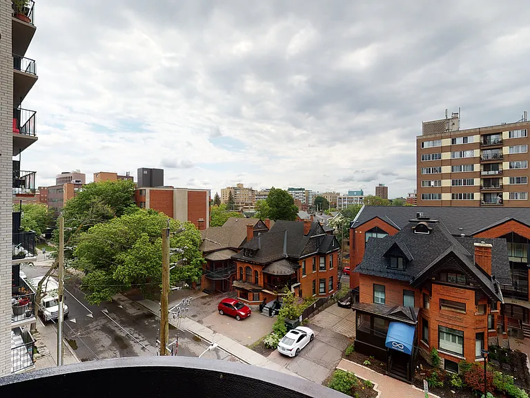 341 Maclaren St — Photo 17