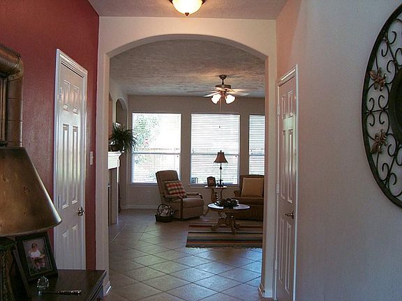 2nd image of 115 Benedict Canyon Loop
