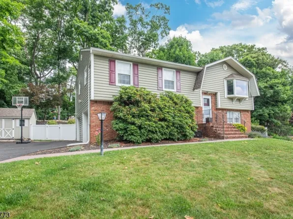 646 Reba Rd, Mount Arlington Boro, NJ 07850